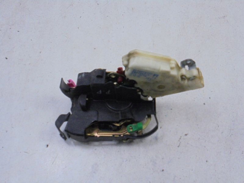 фото №3, Impreza ii gd замок дверь перед правый 61100fe000