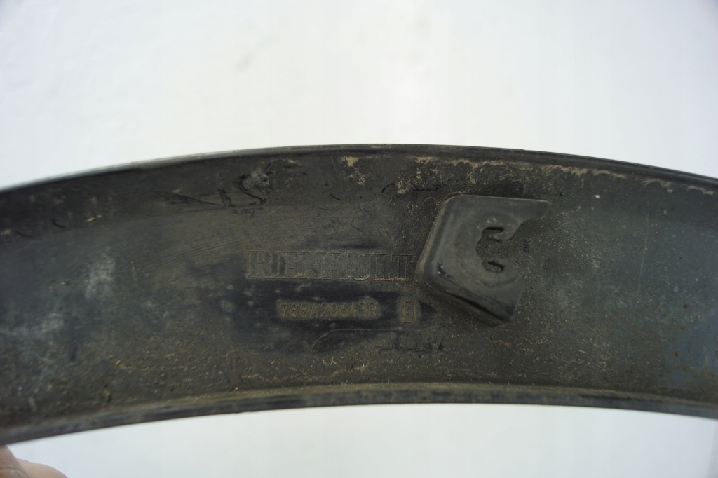 фото №13, Молдинг крыла правый задняя renault captur i