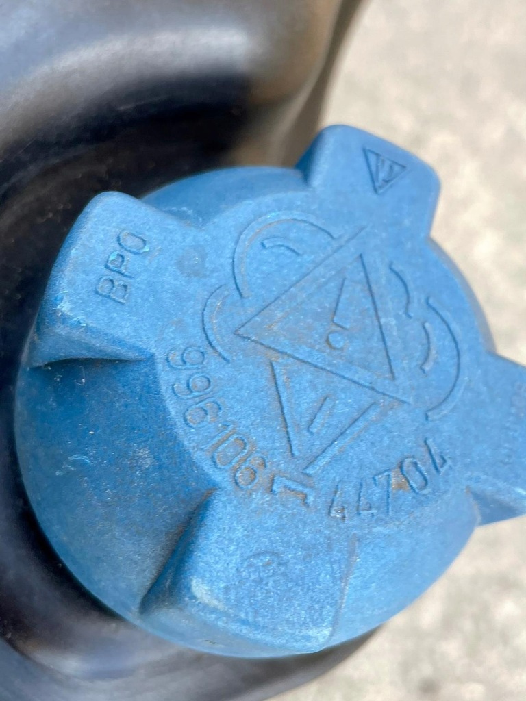 фото №7, Porsche 718 boxster cayman 981 982 бачок расширительный кронштейн кронштейн