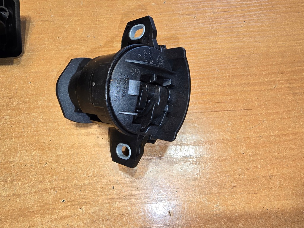 фото №8, Bmw 3 e92 вкладка двері ключ замок кришка багажника бардачок angilk uk