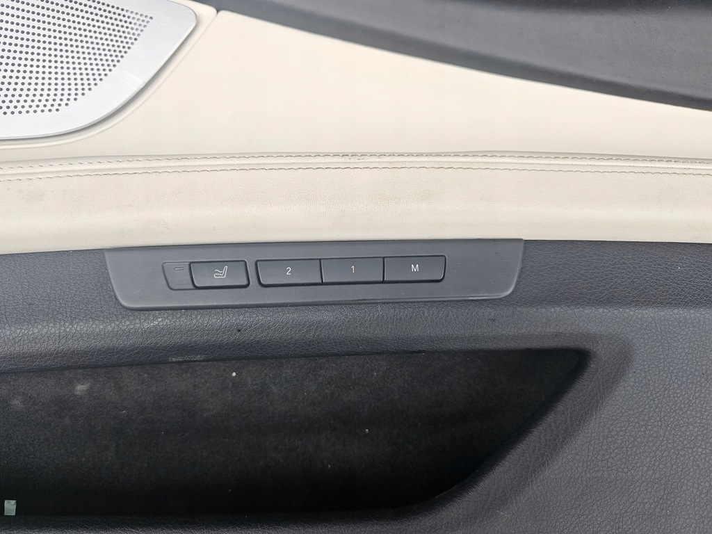 фото №7, Bmw 7 f01 f02 обшивка оббивка двері правий перед права bang & olufsen
