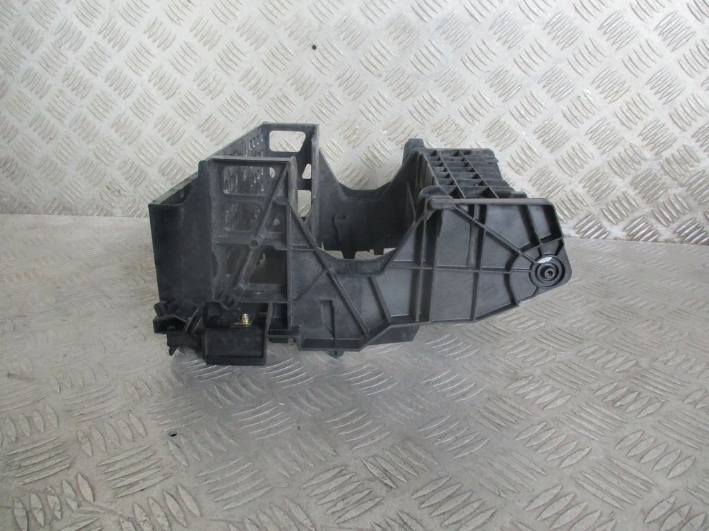 фото №6, Рамка радіо 8e0858005e audi a4 b7 1.9 tdi 04-07 r. kombi