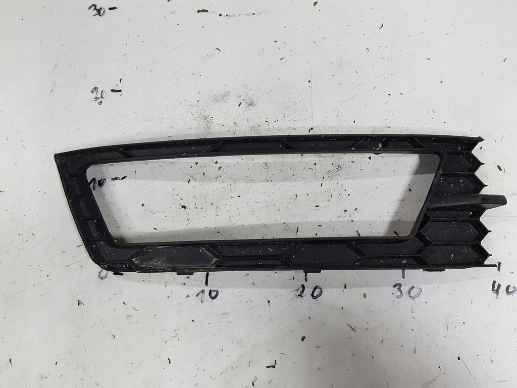 фото №1, Skoda rapid 12-17r решітка бампера права перед