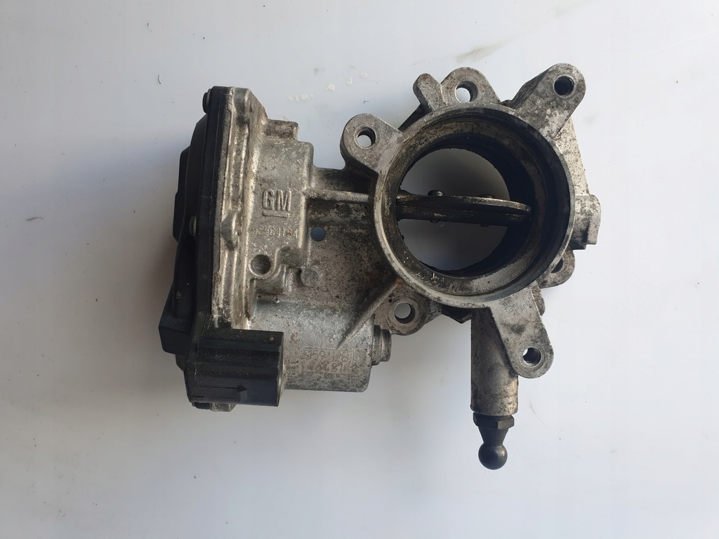 фото №1, Дроссельная заслонка opel insignia a 2.0 cdti