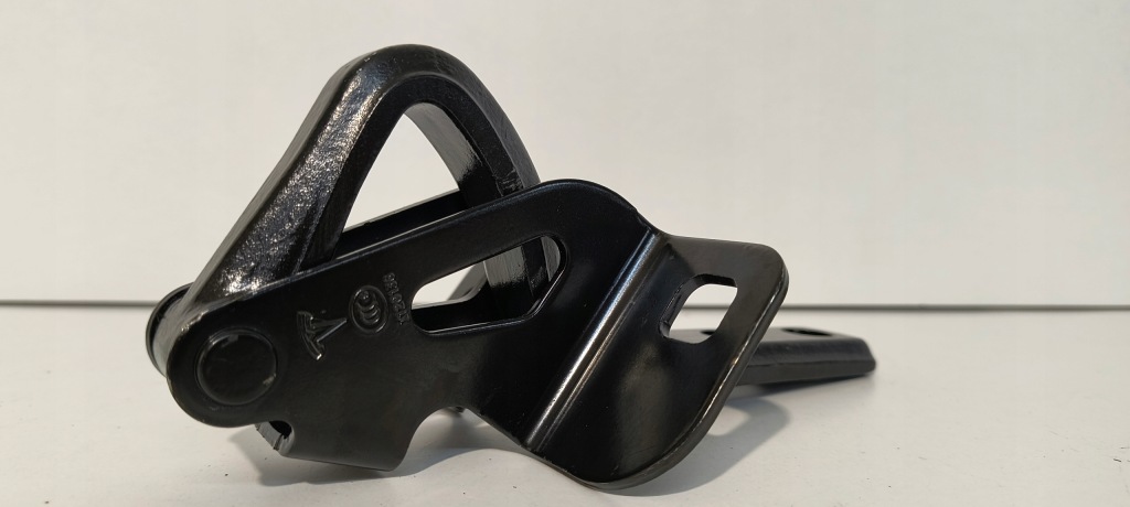 Купить Петля крышки задний rh правый tesla model x