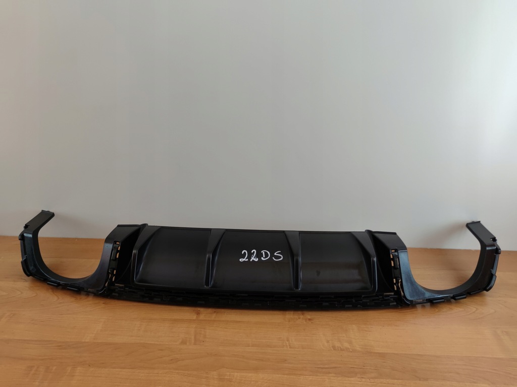 фото №1, Audi ttrs tt rs 8s0 накладка спойлер диффузор задняя