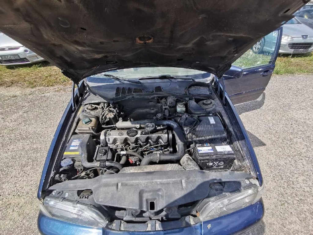 фото №7, Volvo v70 двигун кришка обігрівача 1997 2.5l 9142629 4970