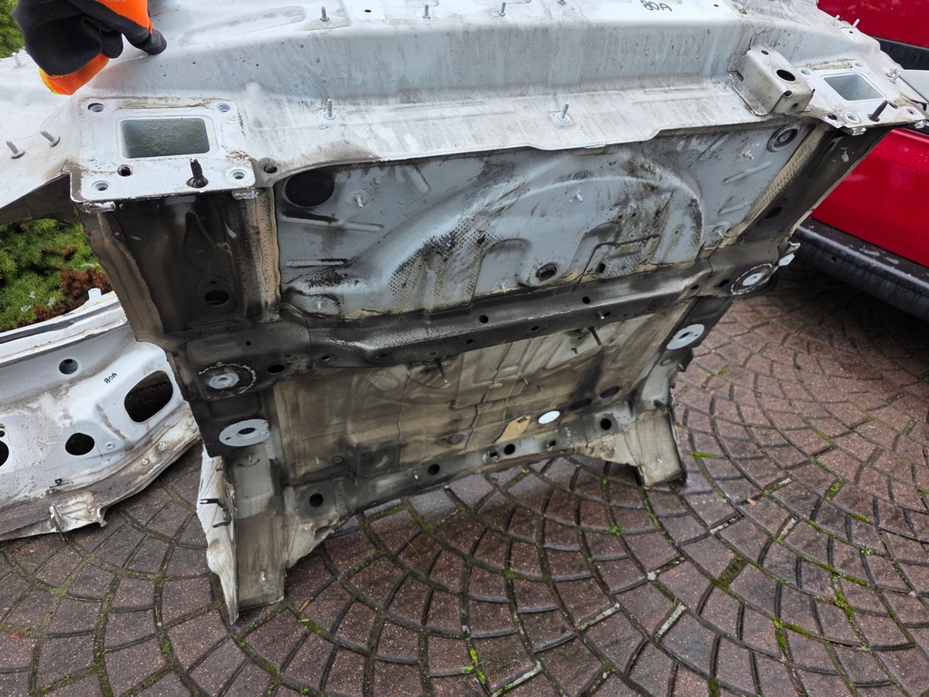 фото №12, Поддон багажника pas задний audi q5 80a fy ii ly9c