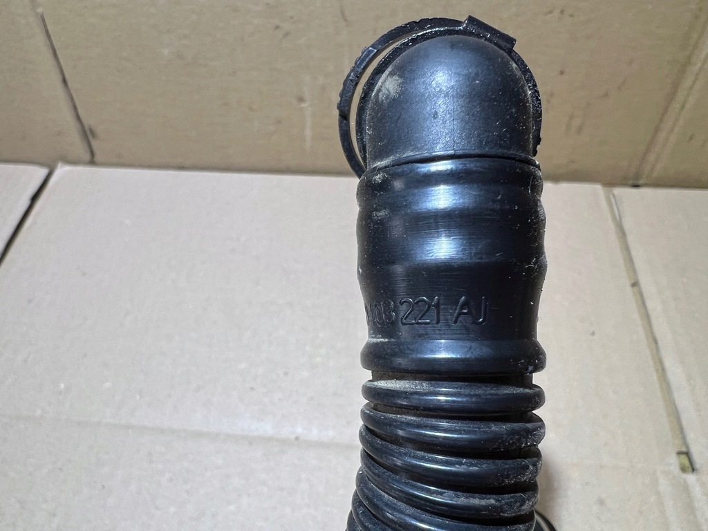 фото №8, Audi a6 c7 3.0 tdi резонатор турбины труба воздуха 059129955p 059103221aj