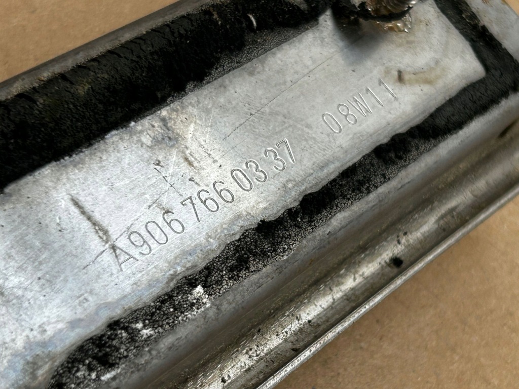 фото №5, Направляющая направляющая дверь раздвижных sprinter 906 crafter a9067660337