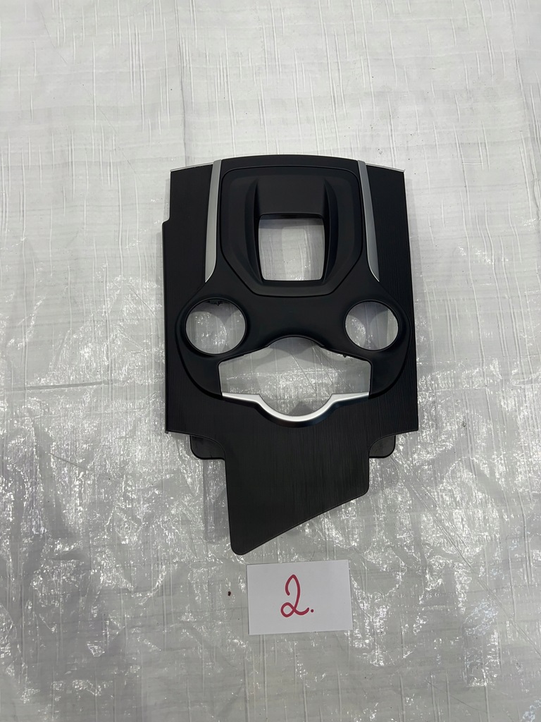 фото №1, Alfa romeo giulia рамка drźwigni перемикання передач