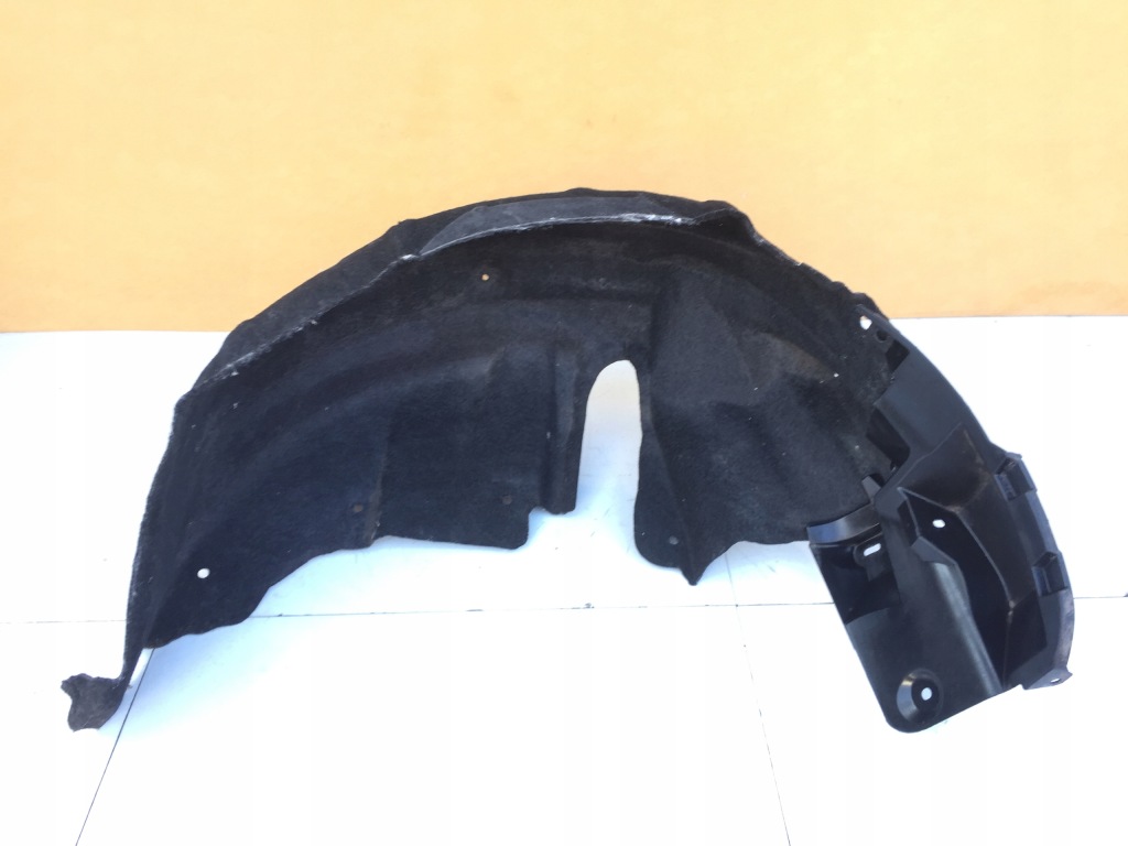 Купити Toyota auris i підкрилок ліва задні