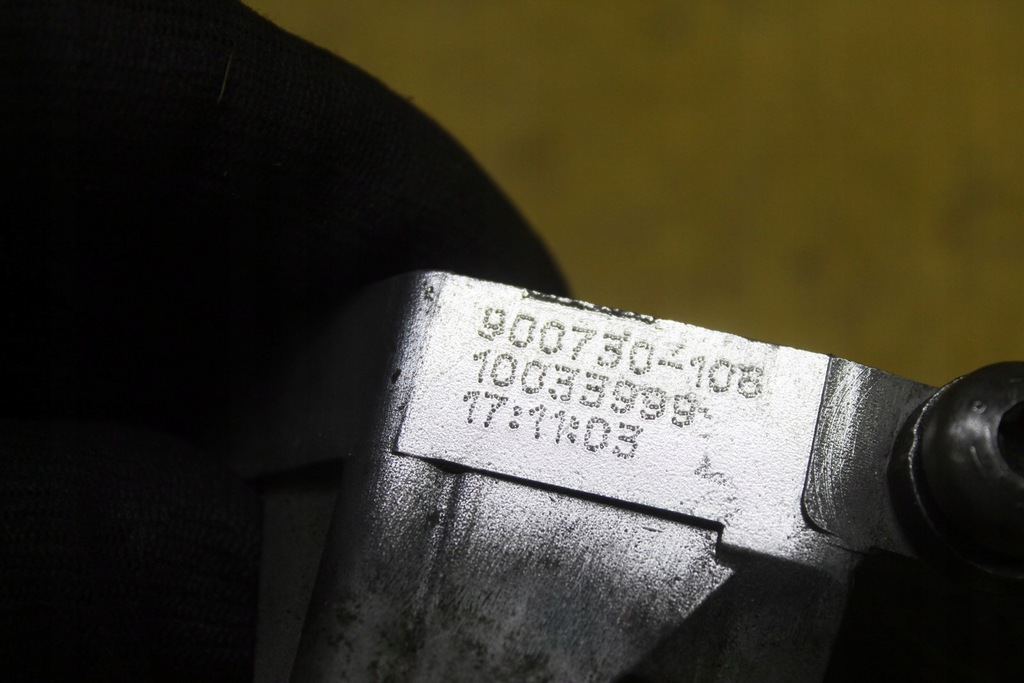 фото №9, Моторчик сиденье правый перед a8 d3 198392-104