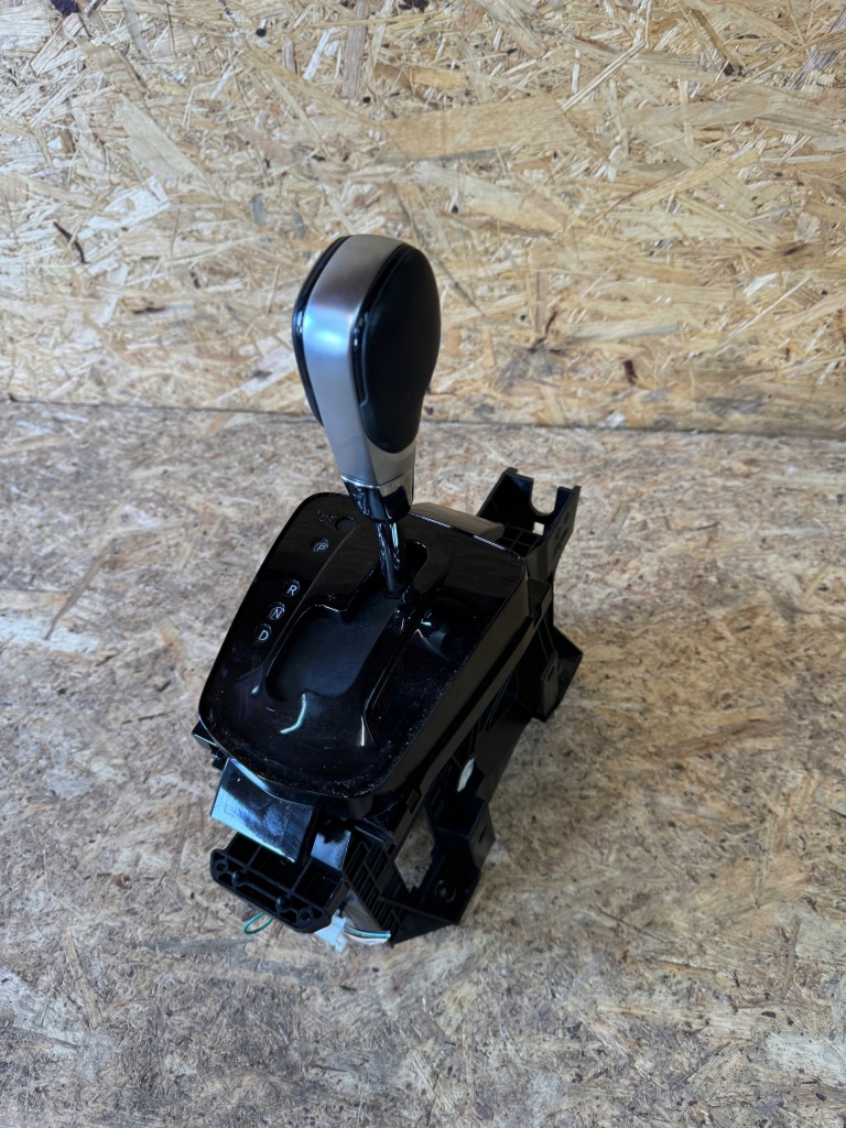 фото №1, Выборщик домкрат переключения передач автоматическая коробка передач renault kadjar lift