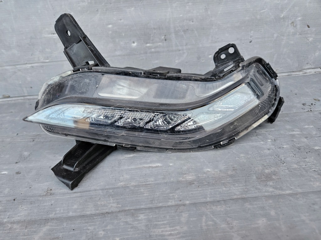 Купить Hyundai i30 3 противотуманная фара drl led правый перед 2017-