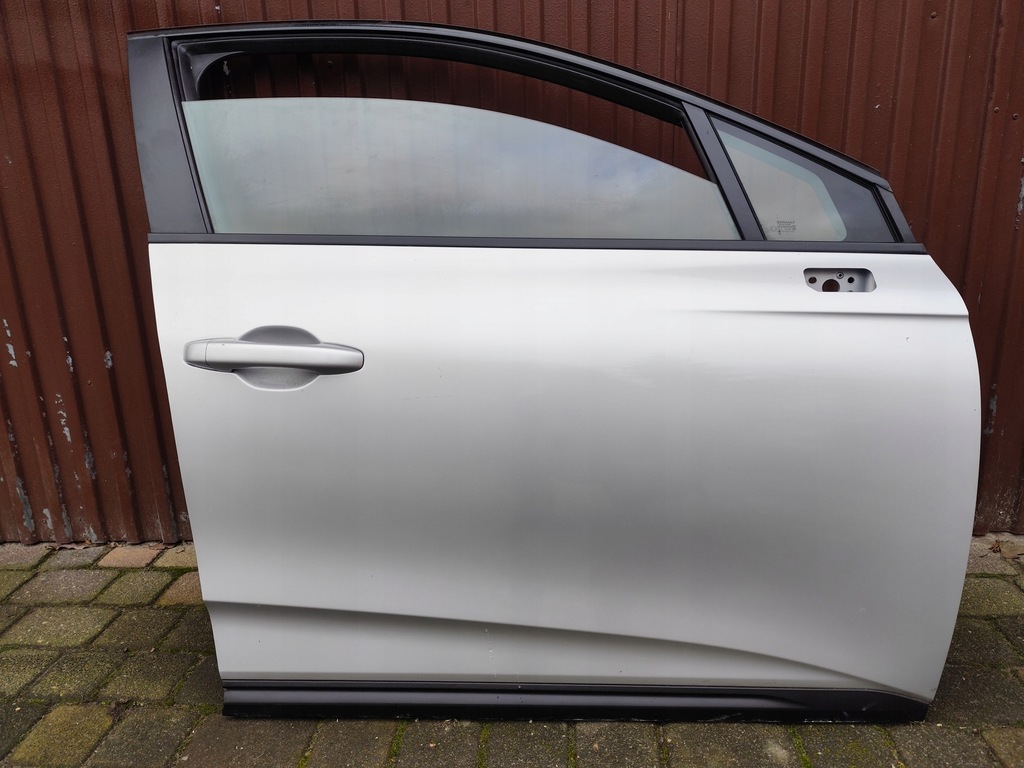 фото №1, Renault clio v 5 двері перед передні праве ted69 демонтаж