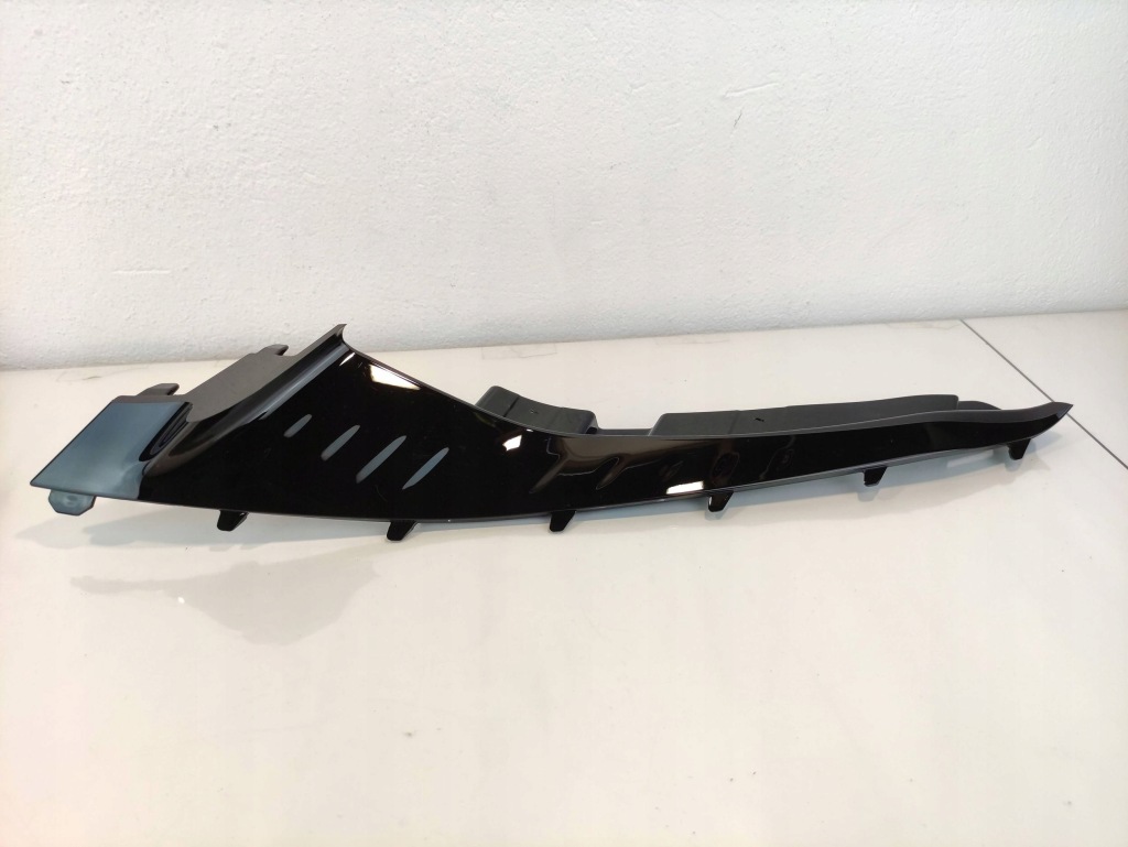 Cupra born молдинг под фара левый перед 10e807961a в Украине