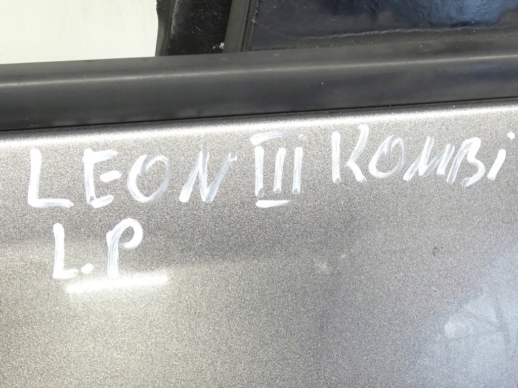 фото №8, Дверь левая левый перед передние leon iii 5f 5d ls7k