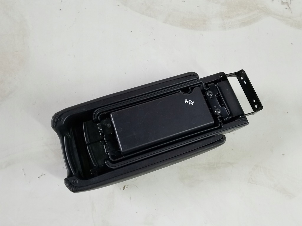 фото №16, Сиденья заднее сиденье кожа mitsubishi asx