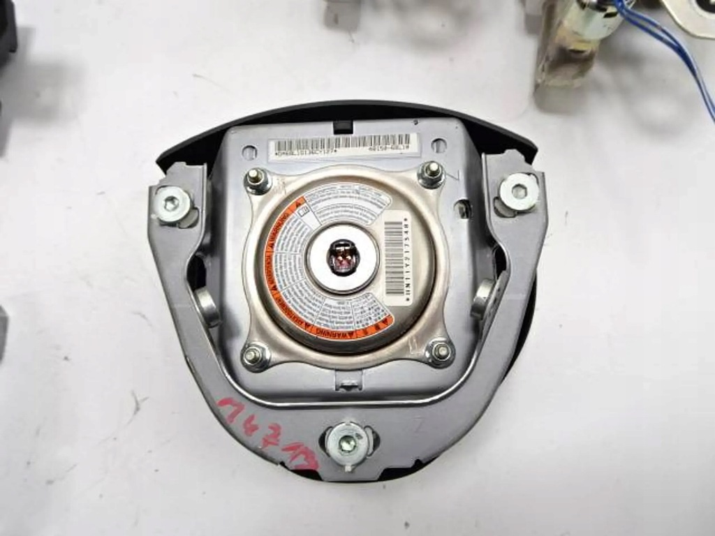 фото №8, Подушки безопасности ремни kpl. suzuki swift mk7 3 дверь