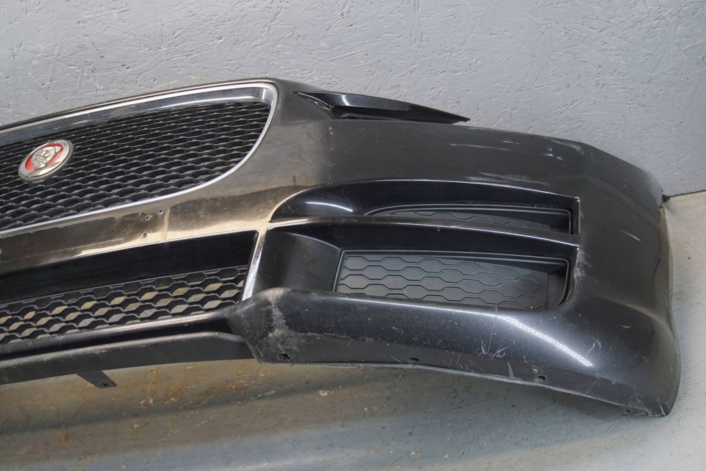 фото №12, Jaguar xe бампер перед z1845