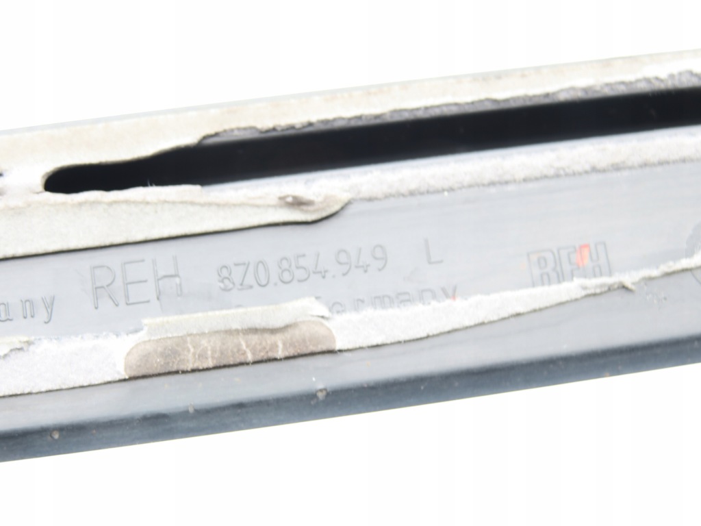 фото №8, Молдинг дверь левый задняя нижняя audi a2 8z