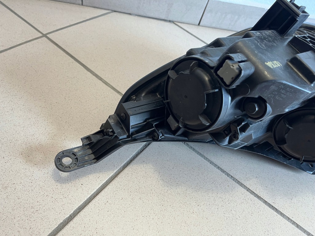 фото №15, Лампа передняя правая hyundai i30 i-30 iii 3 17- тонированная fastback 92102-g4060