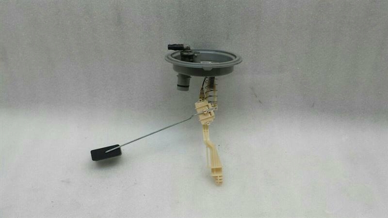 фото №1, Bmw 6 series e63 fuel насос electric 6765848 635d дизель