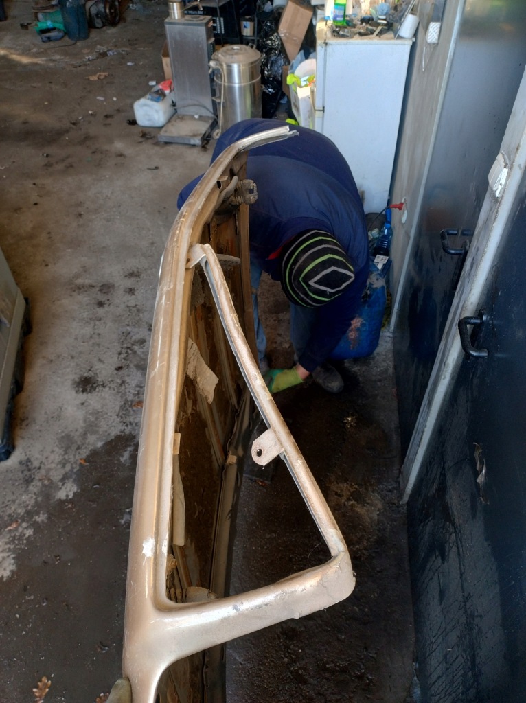 Капот mercedes w126 купе sec с Разборки