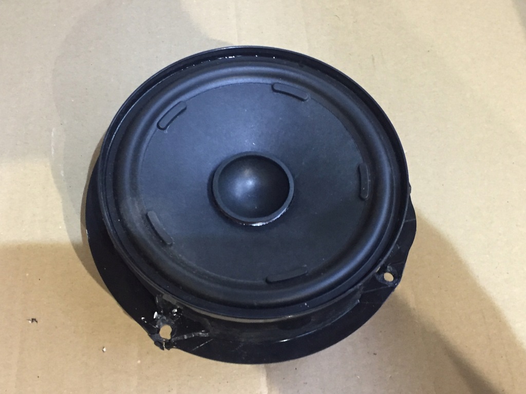 фото №8, Audi q4 e-tron аудіосистема динаміки sonos комплект