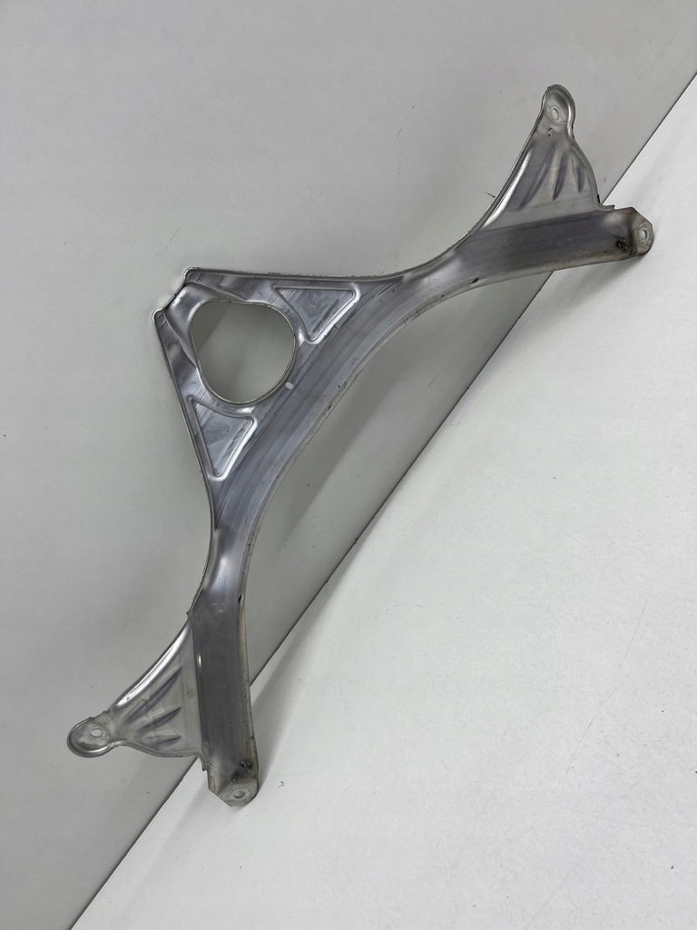 фото №11, Audi a7 a6 c7 розпірка кронштейн поперечний чашка