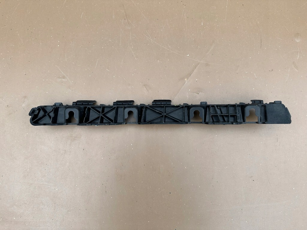 фото №9, Hyundai tucson iii 3 15r- напрямна бампера задній