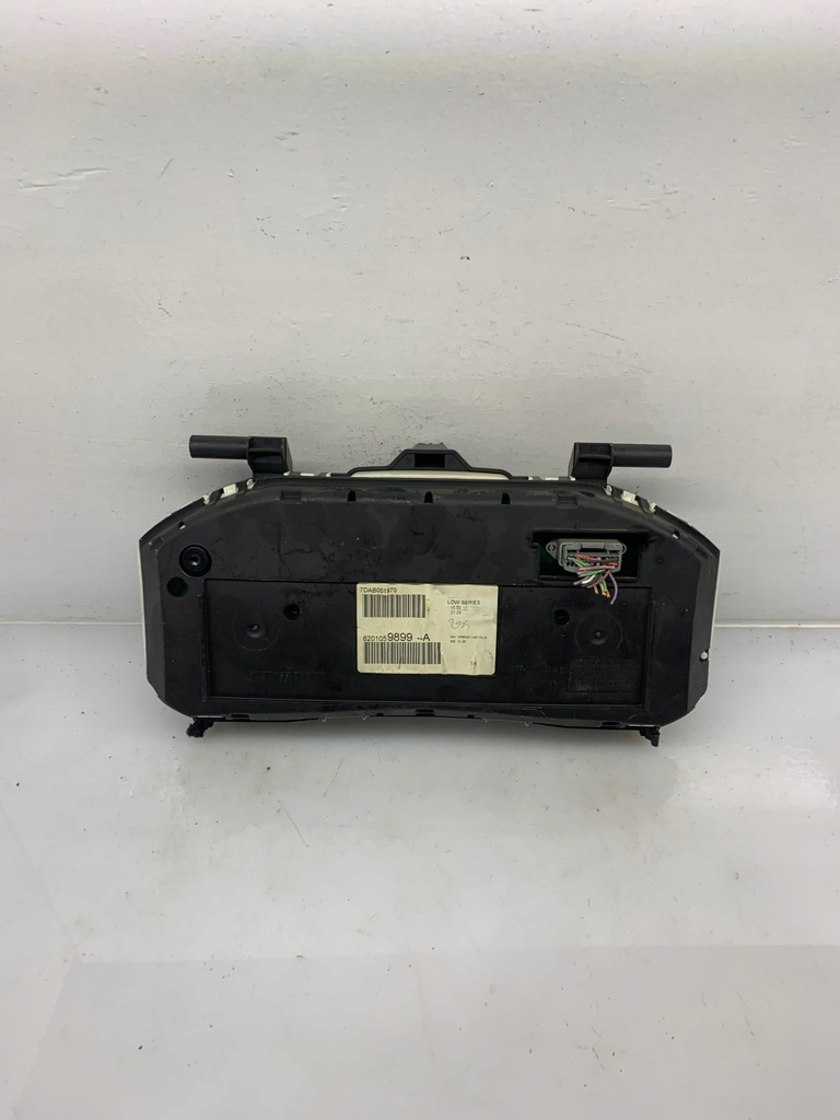 фото №4, Счетчик приборы renault clio iii 1.2 16v 8201059899