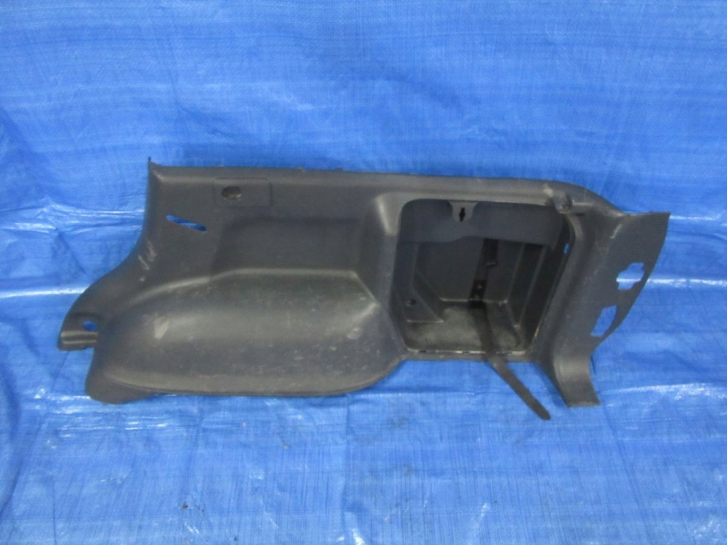 фото №1, Opel frontera b long 98-04 5d обшивка багажника правий задня