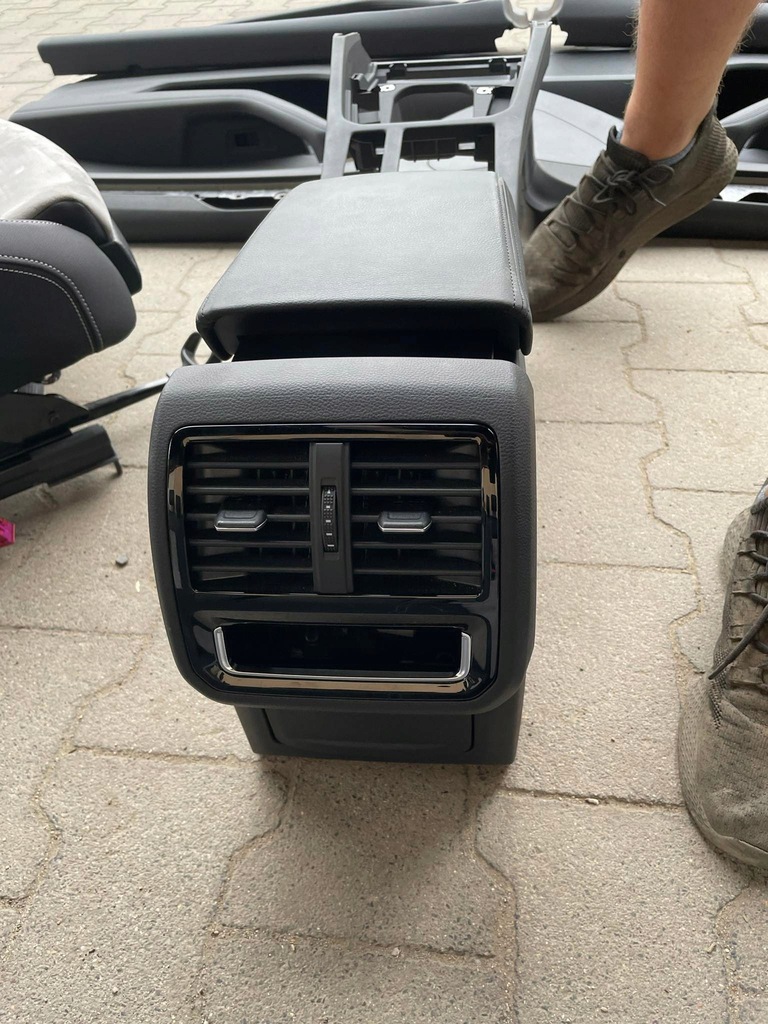 фото №9, Vw passat b8 kombi сиденья кожа массаж подогрев