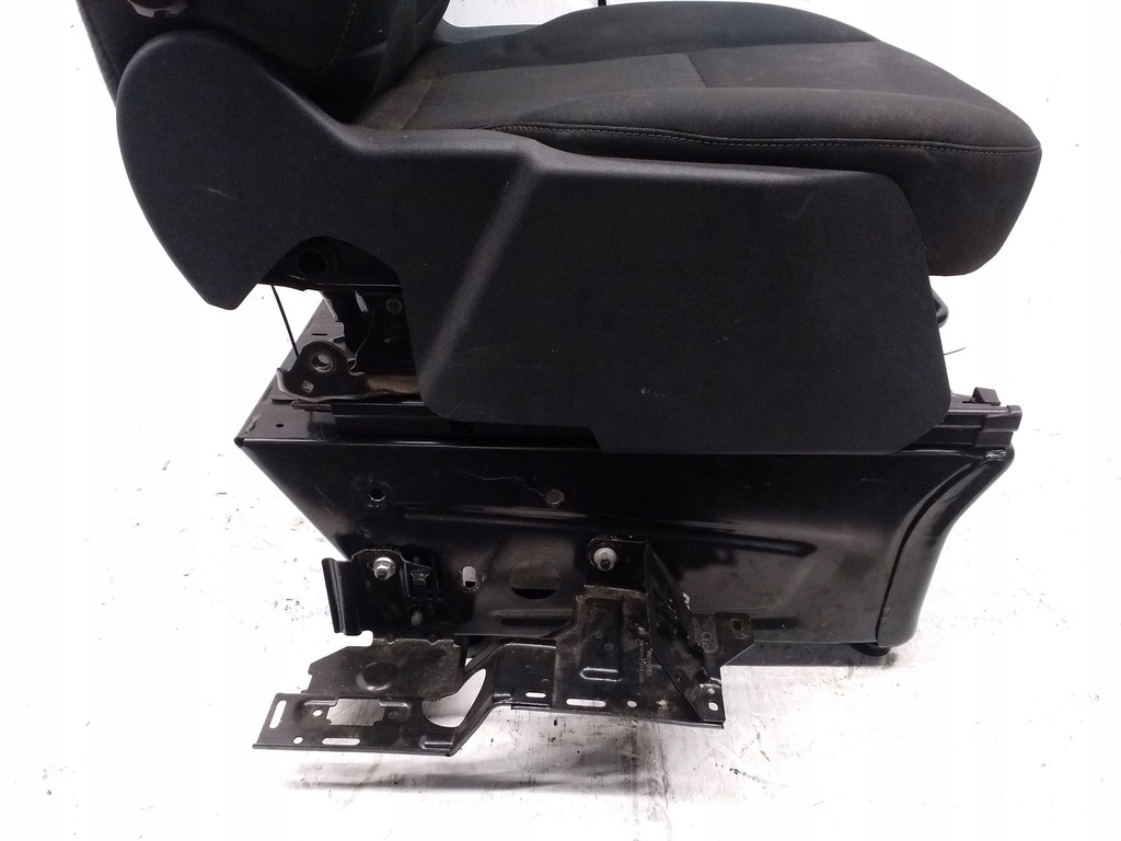 фото №9, Ford transit custom 2021 сиденье передний водителя