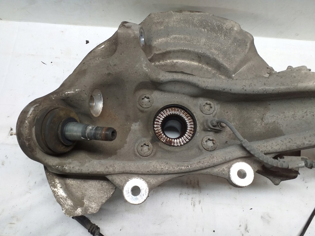 фото №5, Bmw seria 6 f12 gran coupe поворотный кулак перед правая