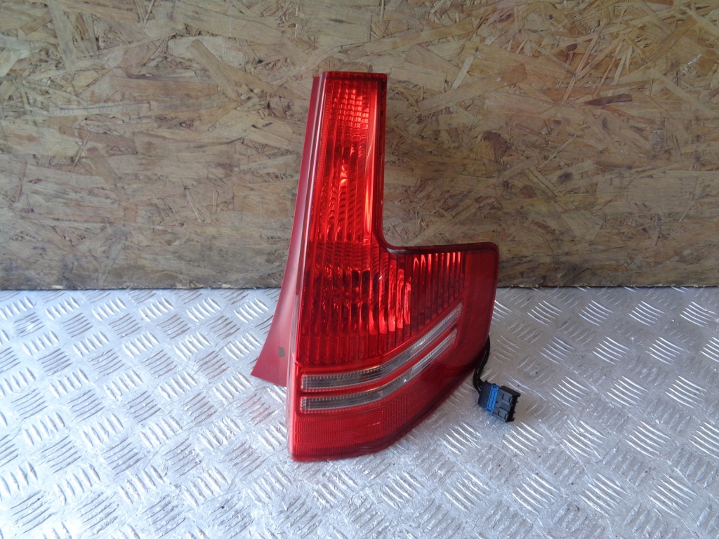фото №1, Лампа правий задня нижня hb 5d citroen c4 i 2004-