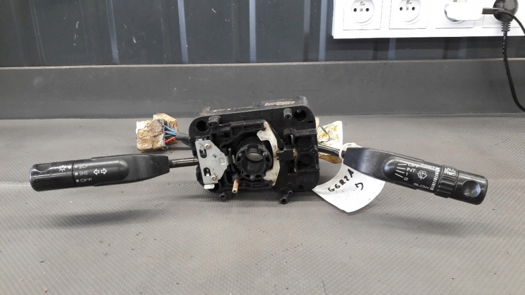 фото №1, Mb686040 переключатель комбинированный space runner 96r