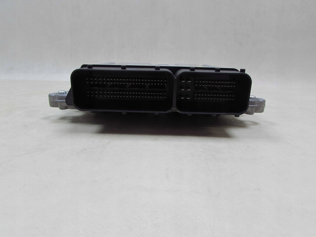 Volvo s80 v70 06- 2.4 d5 бортовий комп'ютер блок керування двигуна 30785100ab 0281012765 Зі Шроту