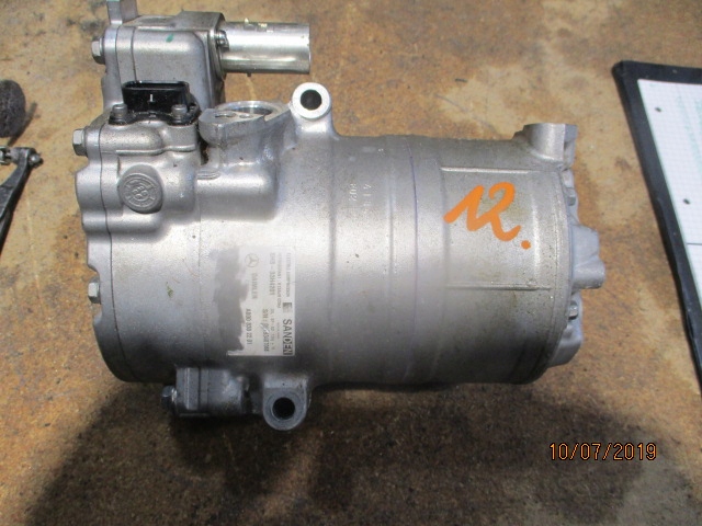 фото №1, 12 .компрессор кондиционера mercedes a0008302201