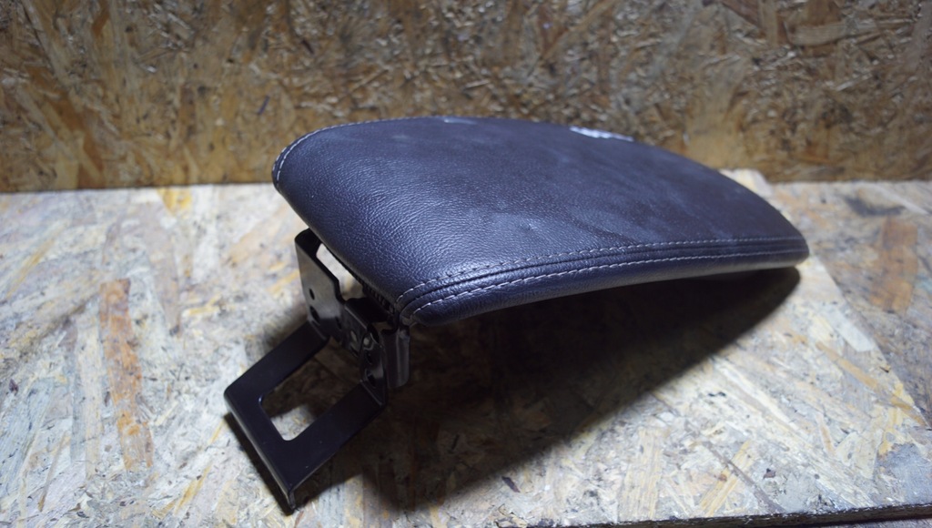 фото №6, Подлокотник citroen ds5