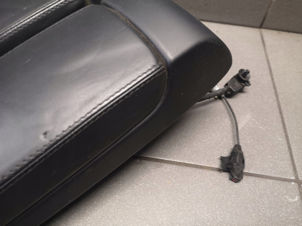 фото №7, Підлокітник середній чорний шкіра audi a8 d3 lift