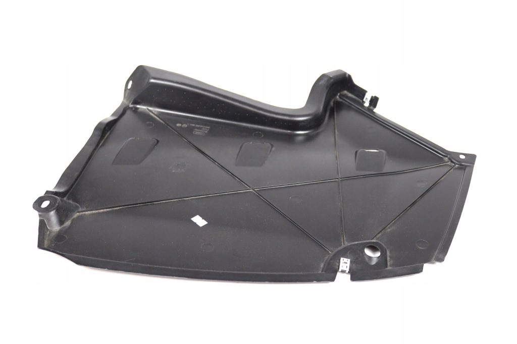 Купить Накладка пол подвеска правая задняя audi a4 b9 aso