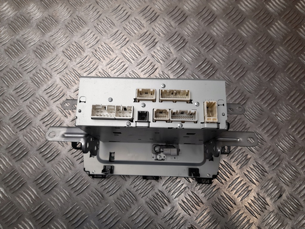 фото №5, Радио с проигрыватель cd toyota prius 2013 8614047080