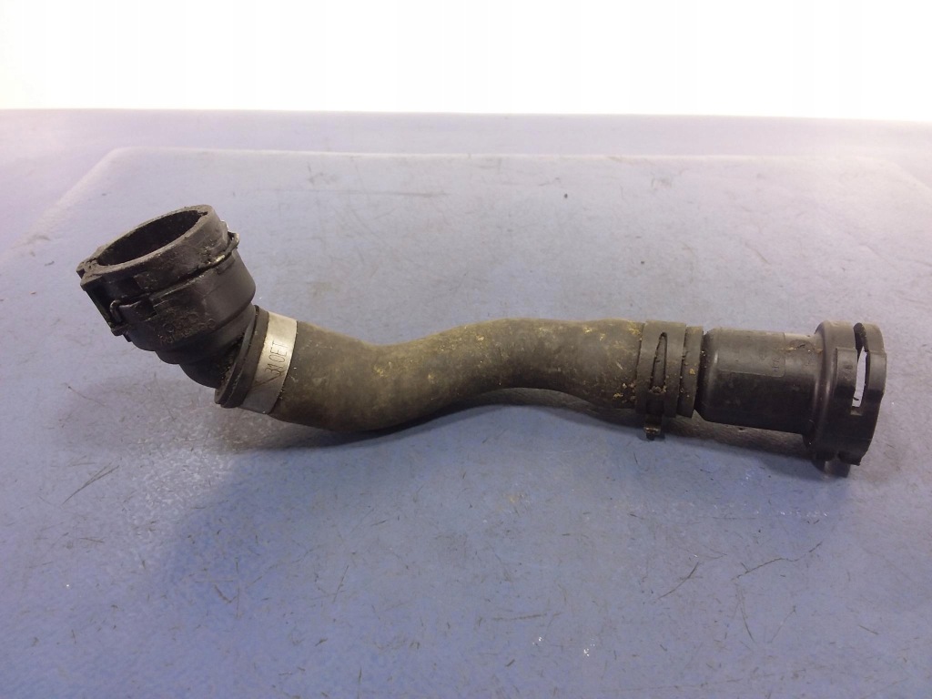 A7 3.0 tdi шланг пабтрубок  радиатора воды 4g0122449 Оригинал