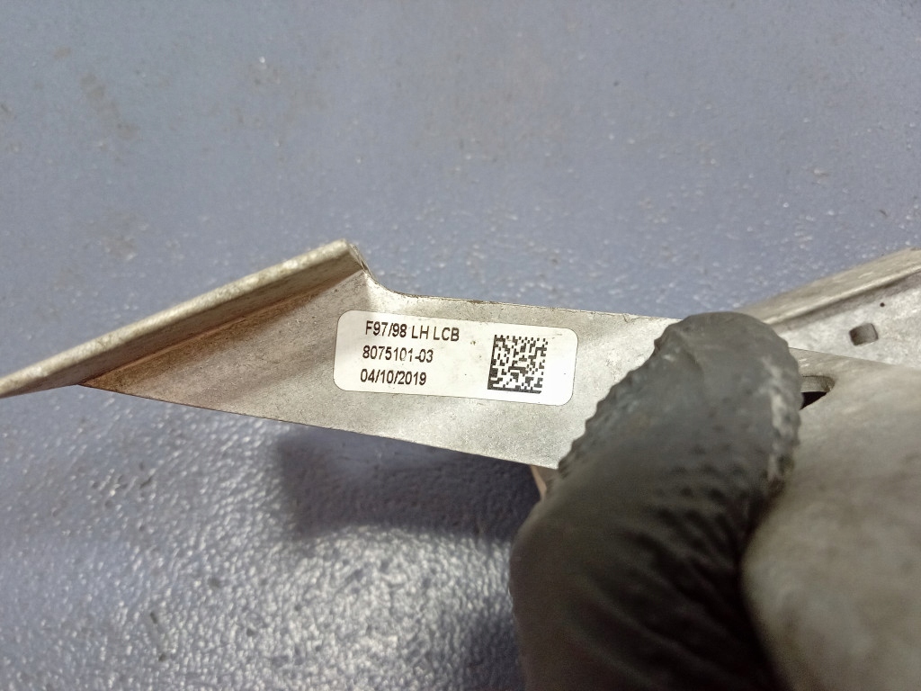Bmw x4 f98 f97 кронштейн бампера нижній лівий перед 8075099 Недорого