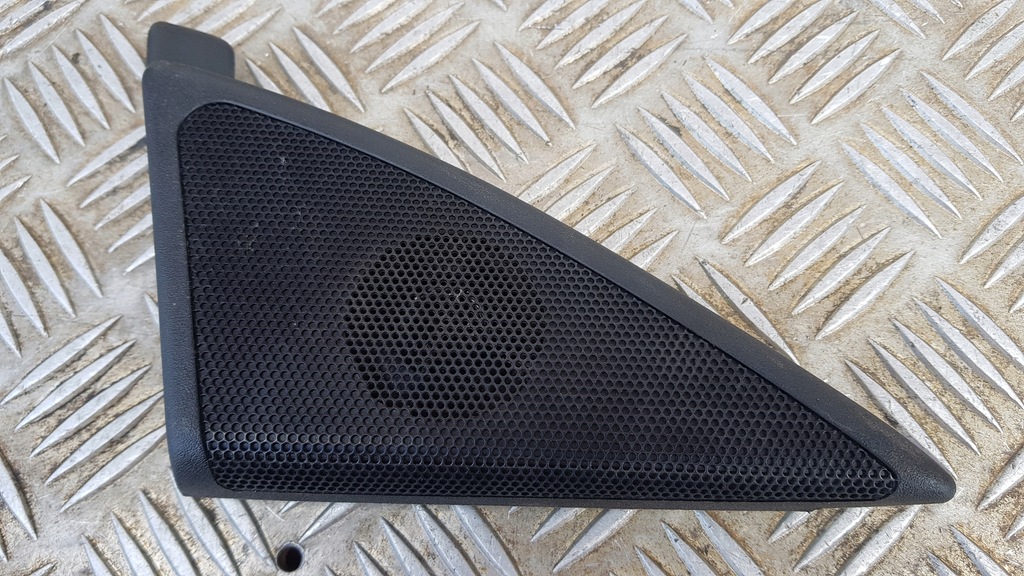 фото №9, Треугольник защита зеркало mercedes-benz оригинальный номер треугольник защита зеркало a2037200248