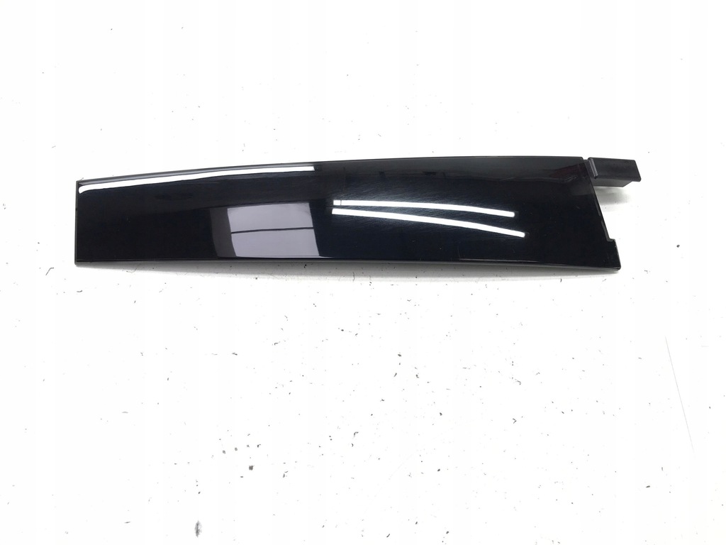 фото №1, Ford mustang mach-e молдинг защита дверь левый задняя декоративная lj8b-r254a41 abw