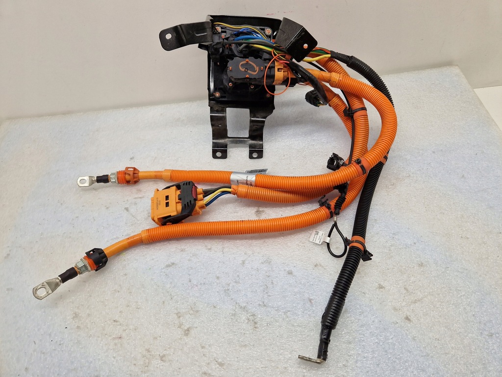 фото №7, Mg-zs suv rhd передний точка зарядки разъём вход mg